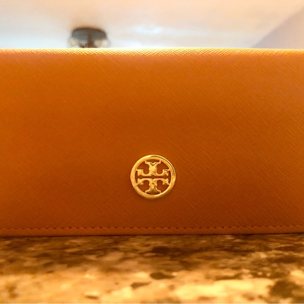 Tory Burch Gold Logo Tan Glasses Case